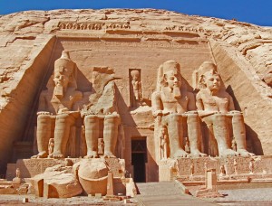 abu-simbel-temple