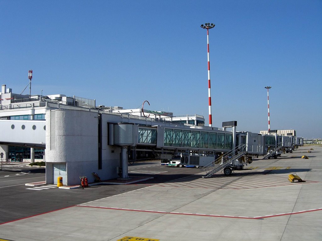 bari-airport